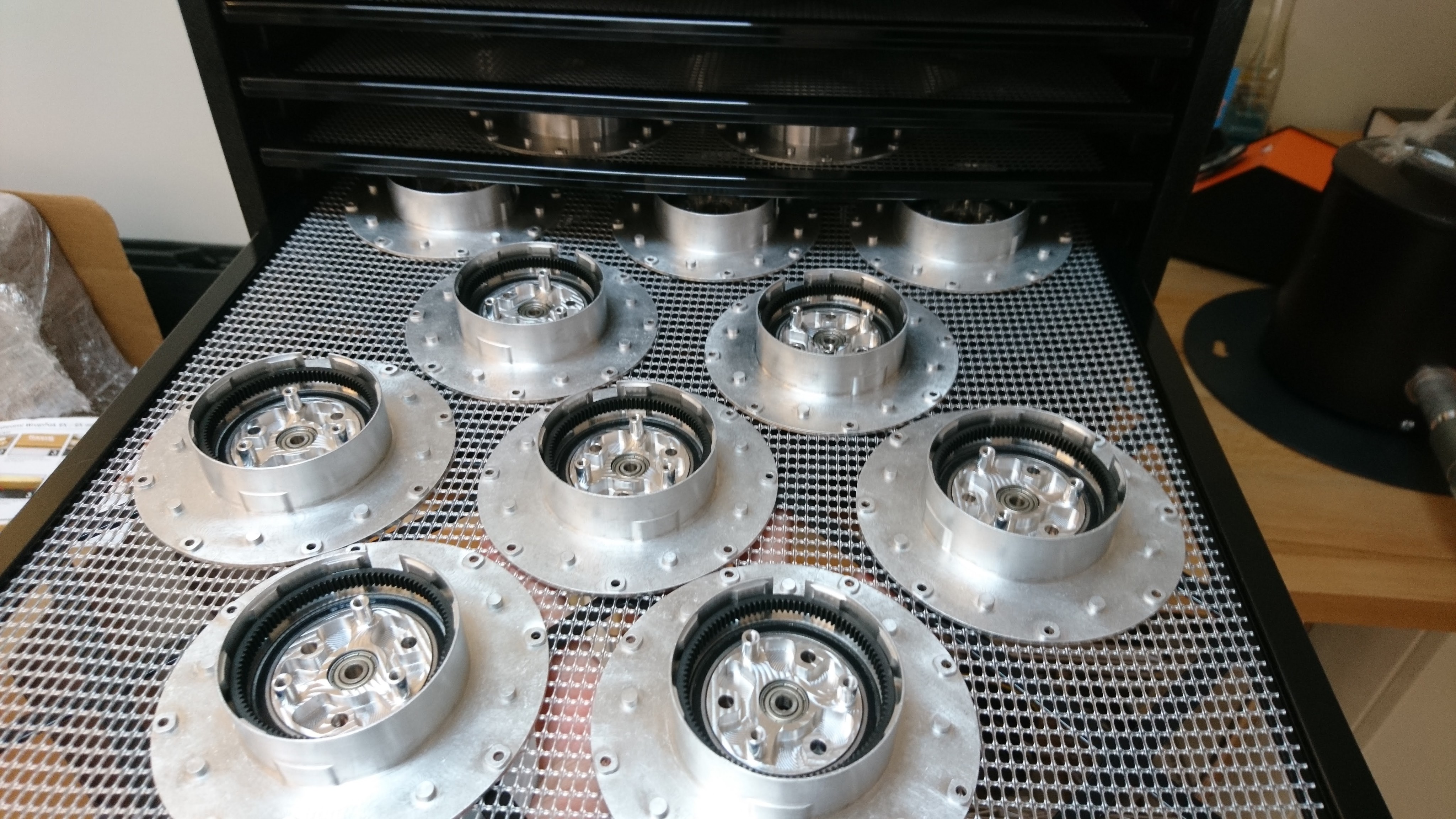 Bunches of front housings and planet outputs